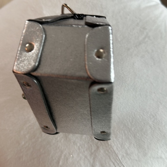 Vintage Silver Little Bag with Black Strap - Picture 6 of 12